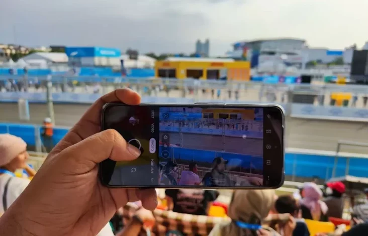 Cara Mengatasi Ghost Touch pada HP realme, Perhatikan!
