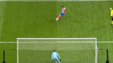Kenapa Gol Penalti Double Kick Julian Alvarez Dianulir di dalam area Adu Penalti Atletico Madrid vs Real Madrid?