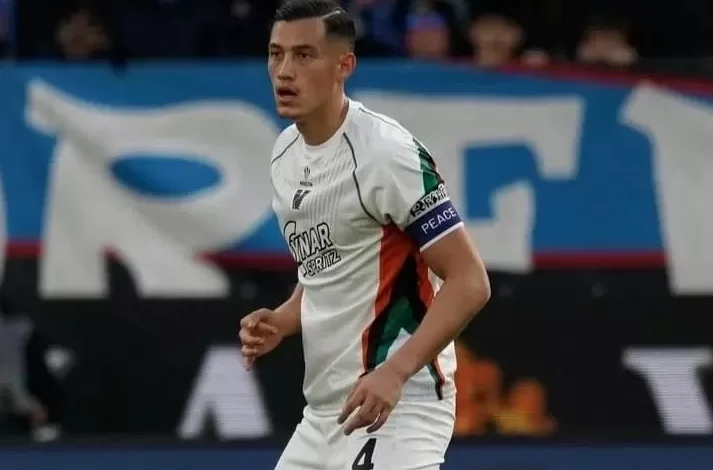 Keren! Jay Idzes Masuk Skuad Terbaik Serie A Pekan ke-28 Versi Industri Dunia Pers Statistik