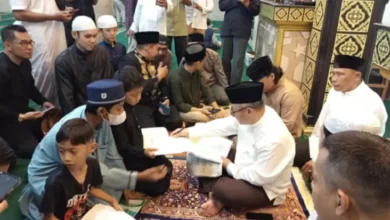 Mendikdasmen Abdul Muti Tarawih Bersama Siswa di Masjid Al-Falah, Hal ini adalah Pesannya