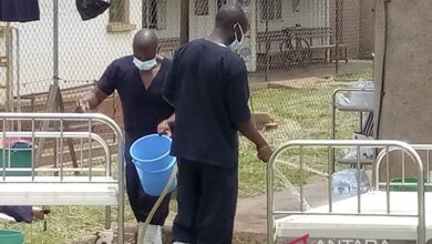 Uganda berhasil akhiri wabah Ebola, 42 hari tanpa persoalan hukum baru