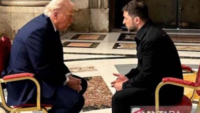 Trump setelah itu Zelenskyy bertemu di dalam Vatikan, setuju lanjutkan pembicaraan