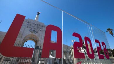 Upacara membuka Olimpiade Los Angeles 2028 diselenggarakan pada dua kedudukan