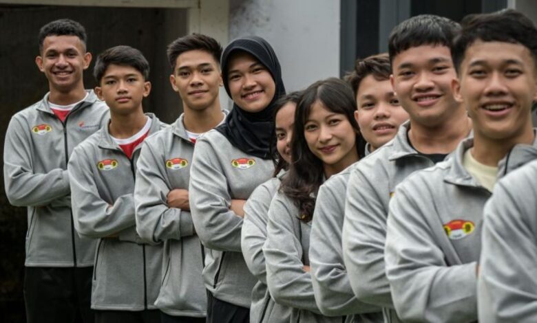Lifter Negara Negara Indonesia raih empat medali Kejuaraan Global Remaja juga Junior